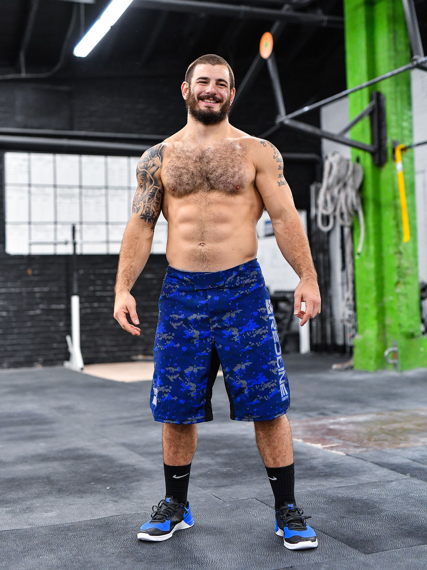 How tall is Mat Fraser?